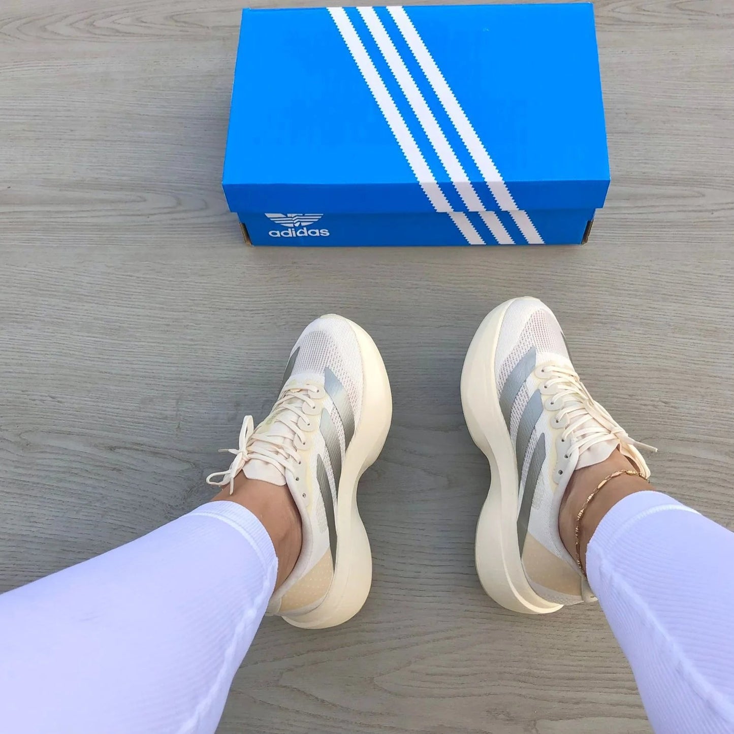 ADIDAS ADIZERO EVO SL