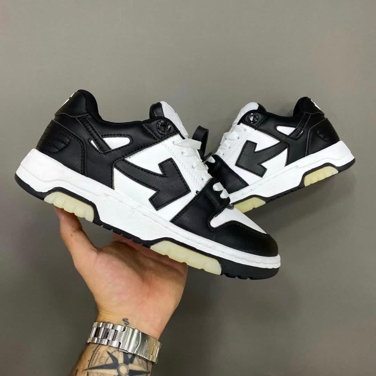 OFF WHITE NEGRO BLANCO