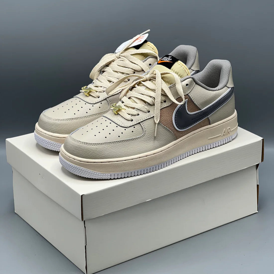 NIKE AIR FORCE ONE