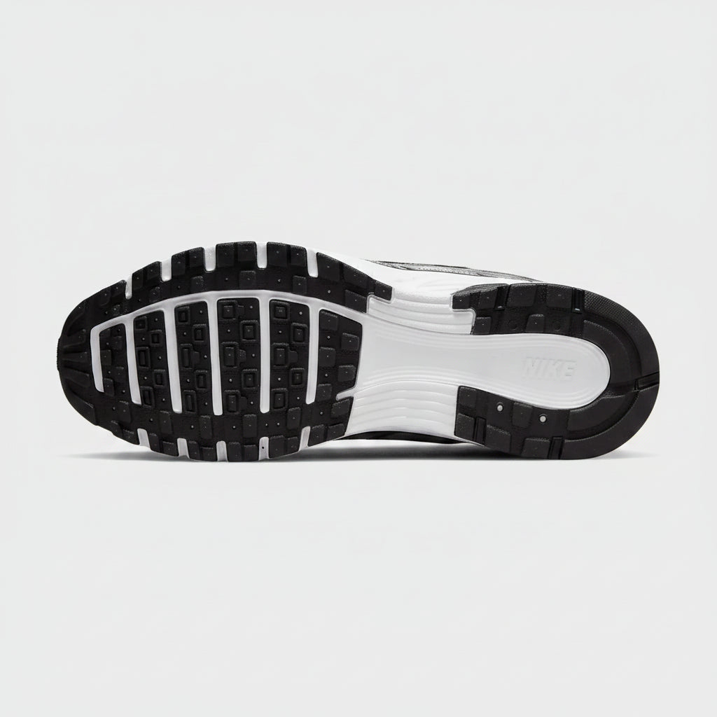 NIKE P 6000 GRIS PLATA