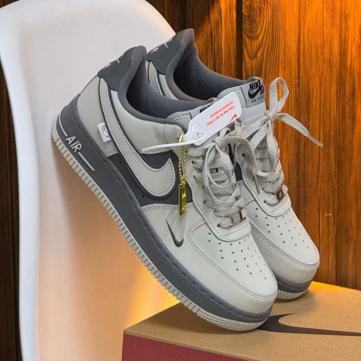NIKE AIR FORCE ONE