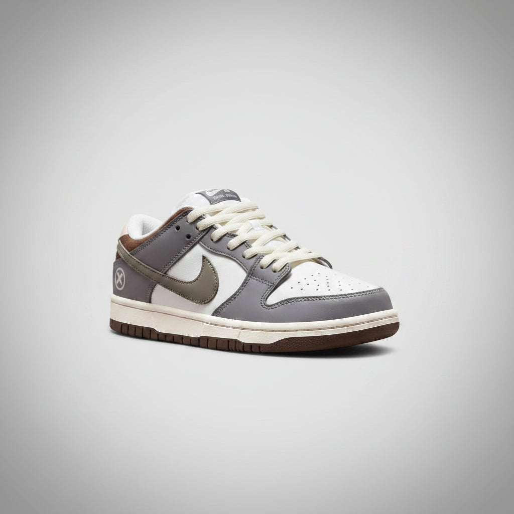 NIKE SB DUNK LOW × YUTO HORIGOME