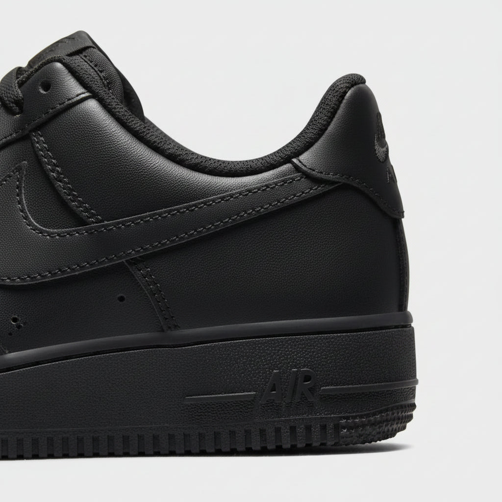 NIKE AIR FORCE ONE NEGRO