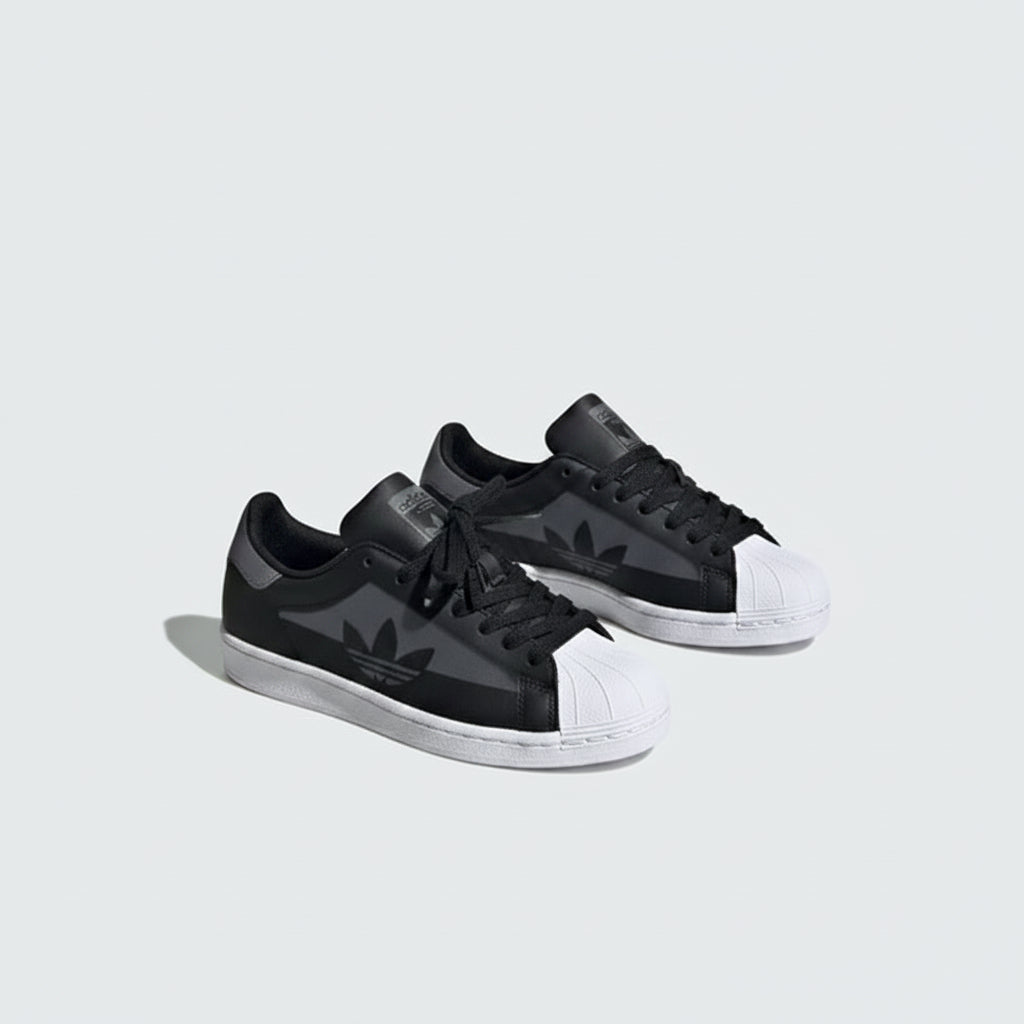 SUPER STAR NEGRA PLATEADA