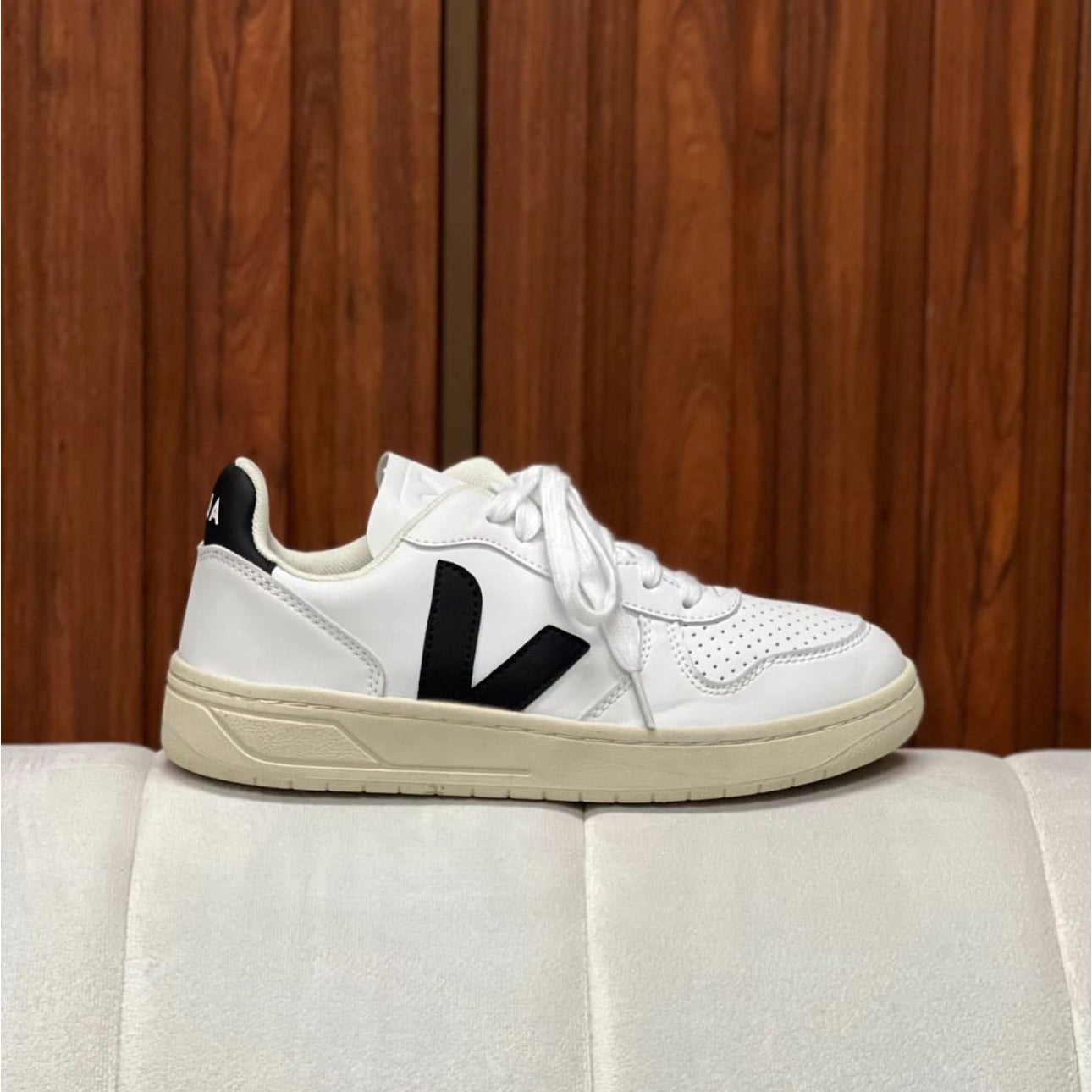 TENIS VEJA CAMPO BLANCO - NEGRO