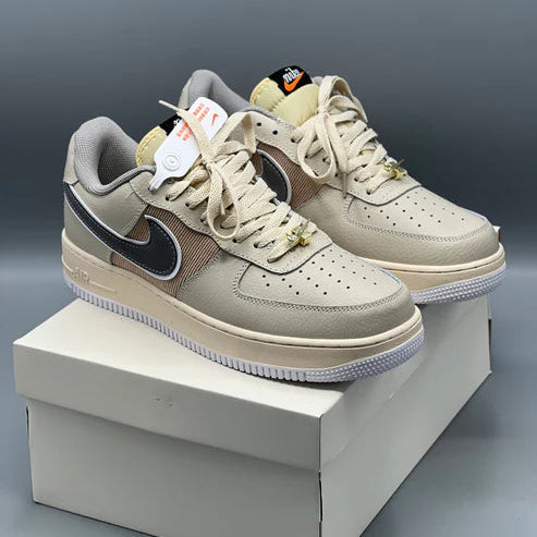 NIKE AIR FORCE ONE