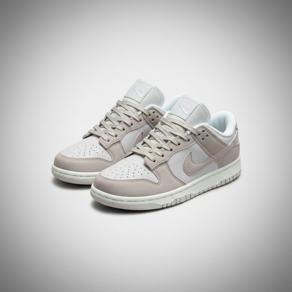 NIKE DUNK LOW BEIGE Y GRIS CLARO