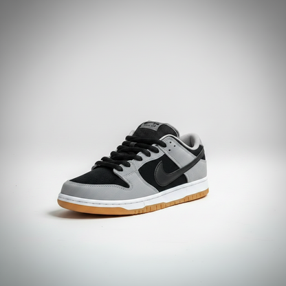 NIKE SB DUNK LOW PRO