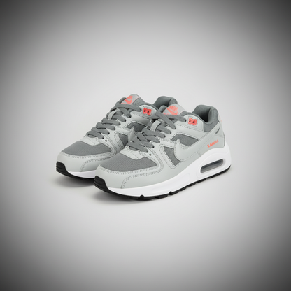 NIKE AIR MAX COMMAND