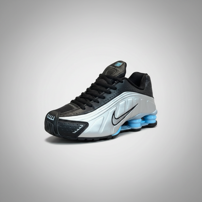 NIKE SHOX R4