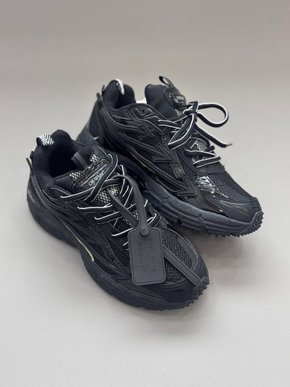 OFF WHITE "BE RIGHT BACK”