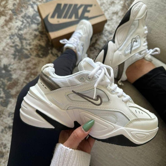 NIKE M2K TEKNO