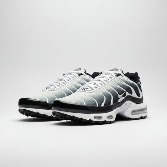 NIKE TN NEGRO BLANCO