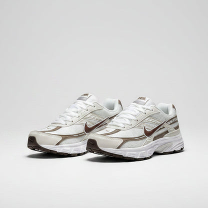 NIKE INIATOR