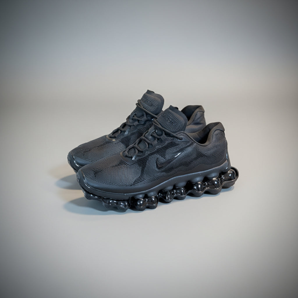 NIKE AIR LIQUID MAX TRIPLE BLACK