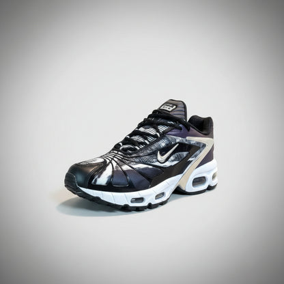 NIKE AIR MAX TAILWIND V X SKEPTA NEGRO METALIZADO