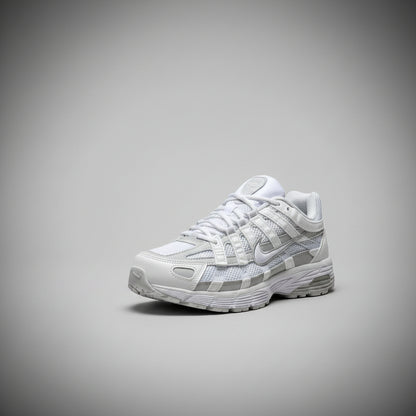 NIKE P-6000 BLANCO GRIS