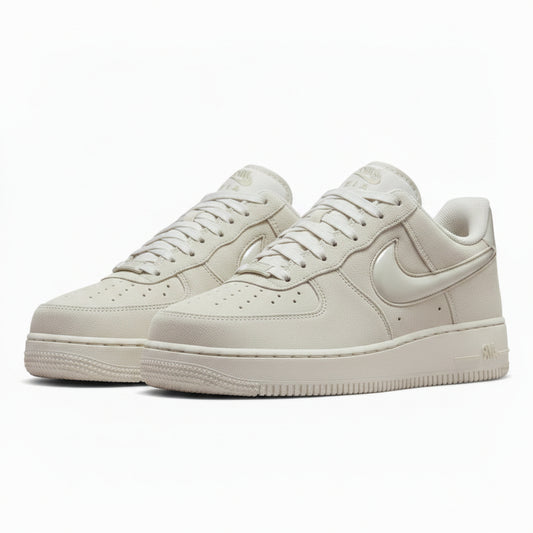 NIKE AIR FORCE 1 ’07 “LIGHT BONE”