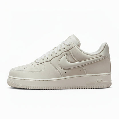 NIKE AIR FORCE 1 ’07 “LIGHT BONE”